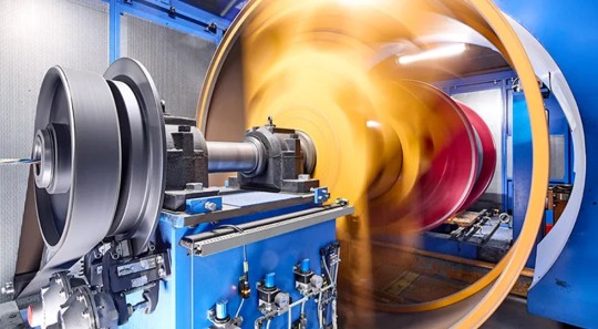 Kabel Schirmung im Kabelwerk Meissen