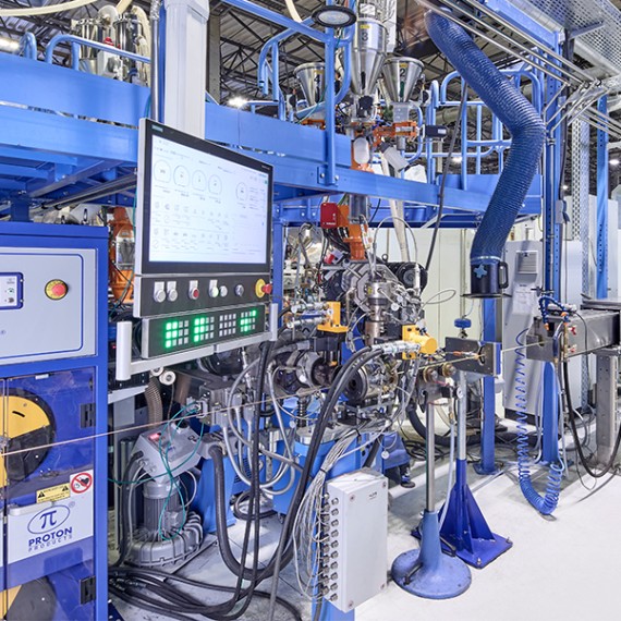 Mantel Extrusion im Kabelwerk Meissen